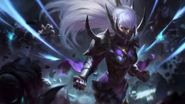 Irelia standing with her blades levitating around her.